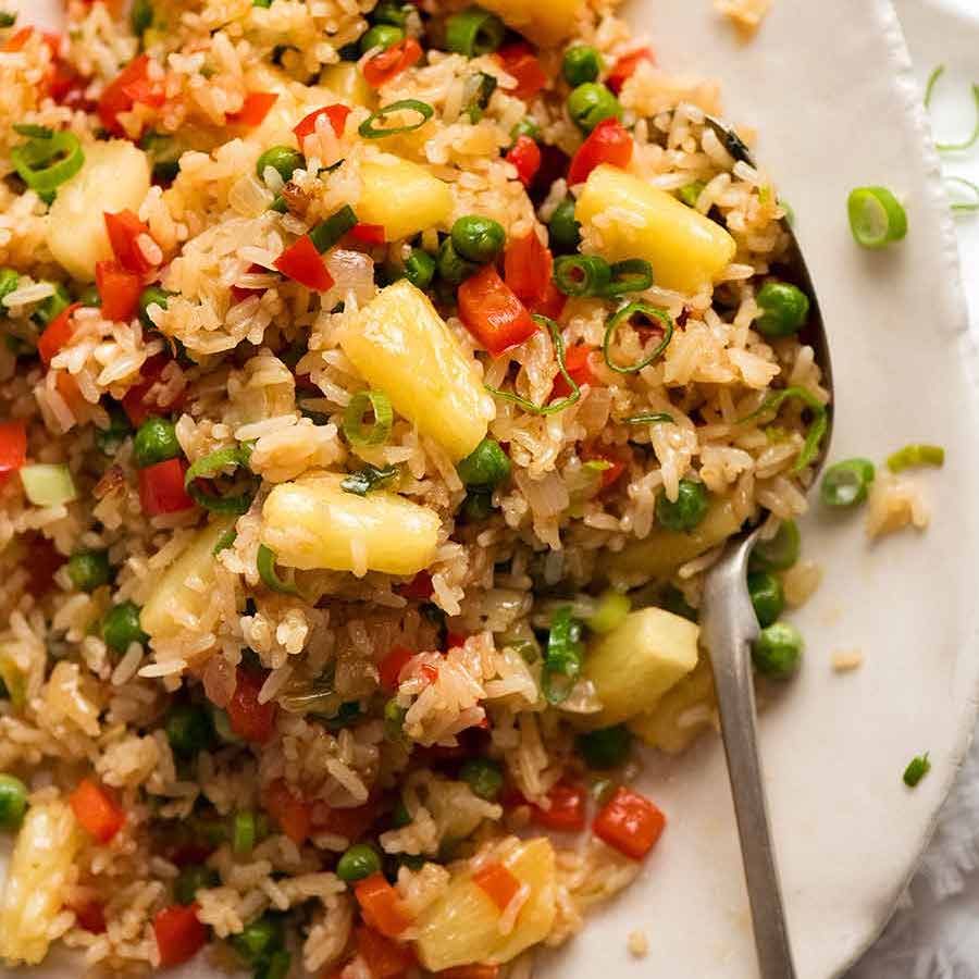 The BEST Pineapple Fried Rice! Thai version.